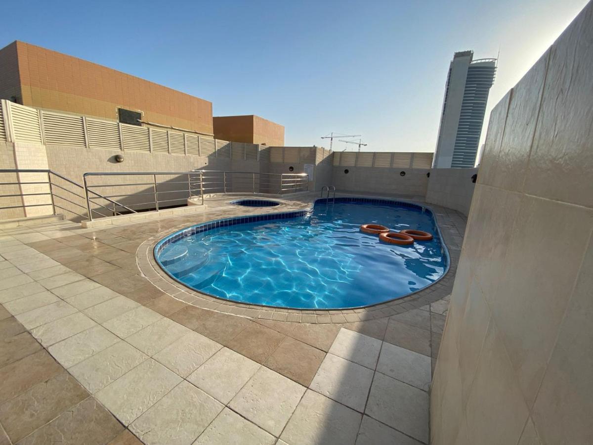 Beautiful Bedroom In Al Barsha Near Mashreq Metro Dubai Exterior foto